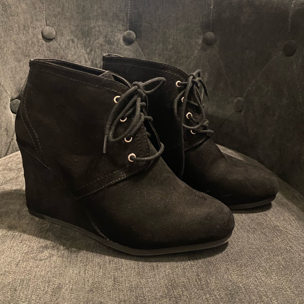 Heeled Black Booties size 7